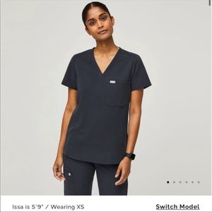 Figs! NWT -size Small. Catarina™ One-Pocket Scrub Top- Midnight Sky